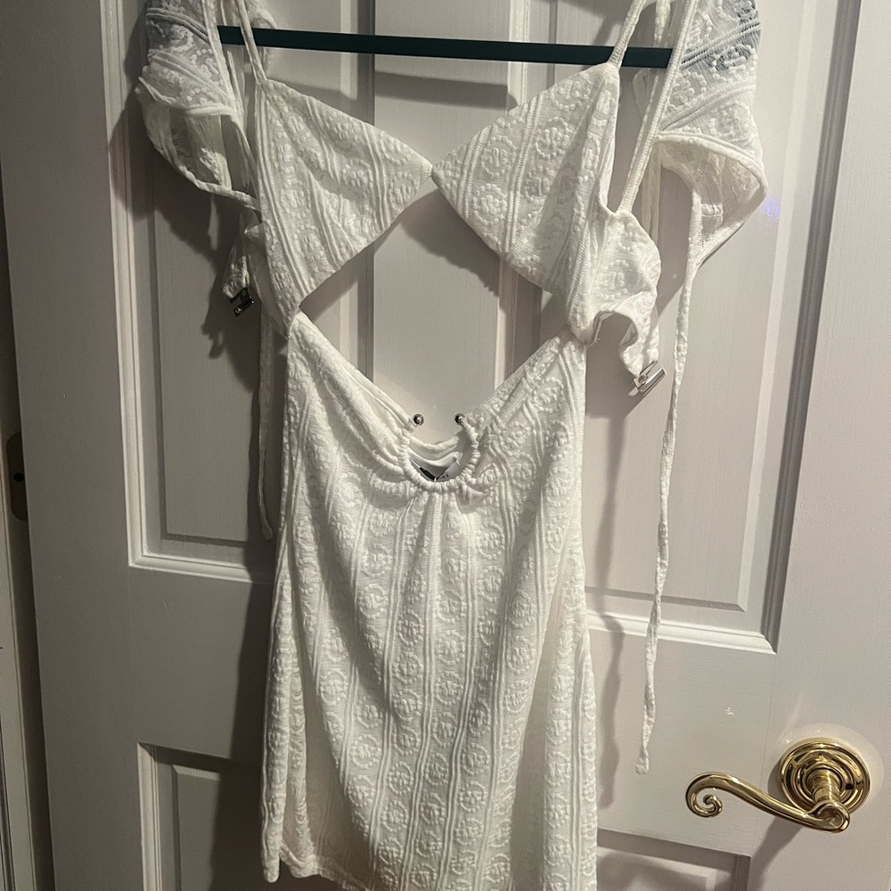 Elegant White Mini Dress